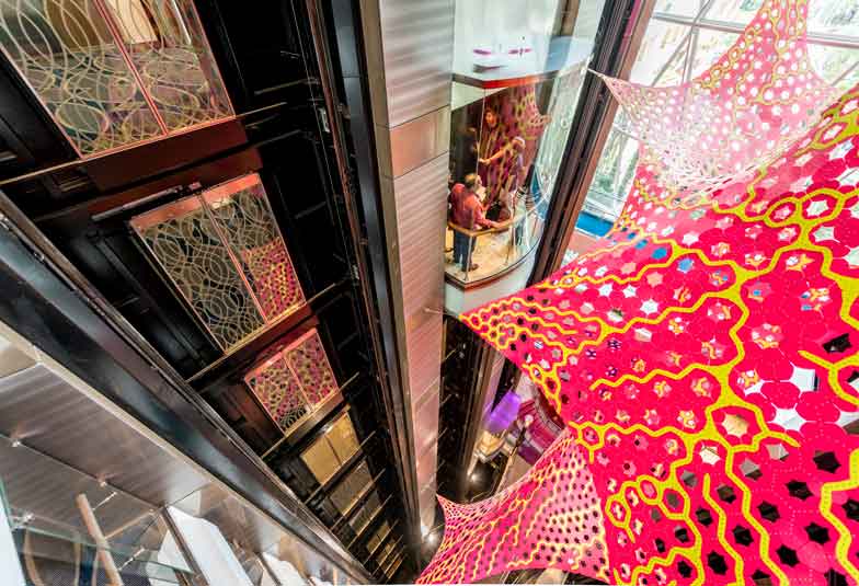 img_Harmony_of_the_Seas_case_784x535